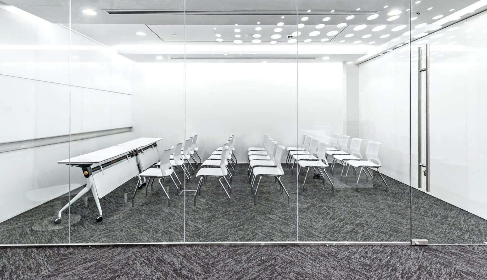 Oppo | Workplace Solutions | Office Furniture Commercial Projects