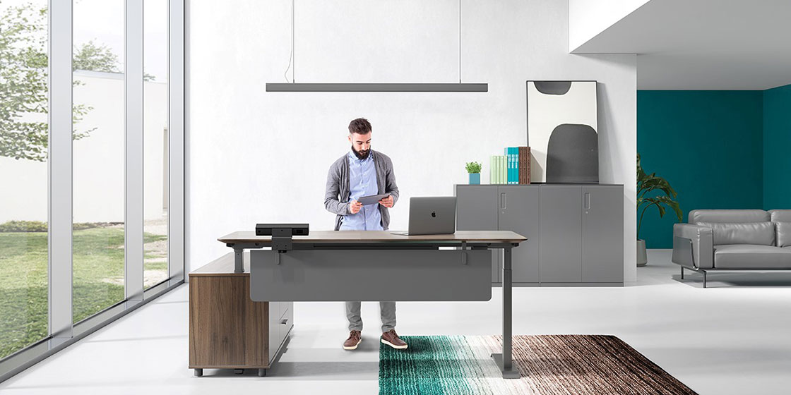HAT-2 Height-Adjustable Desks