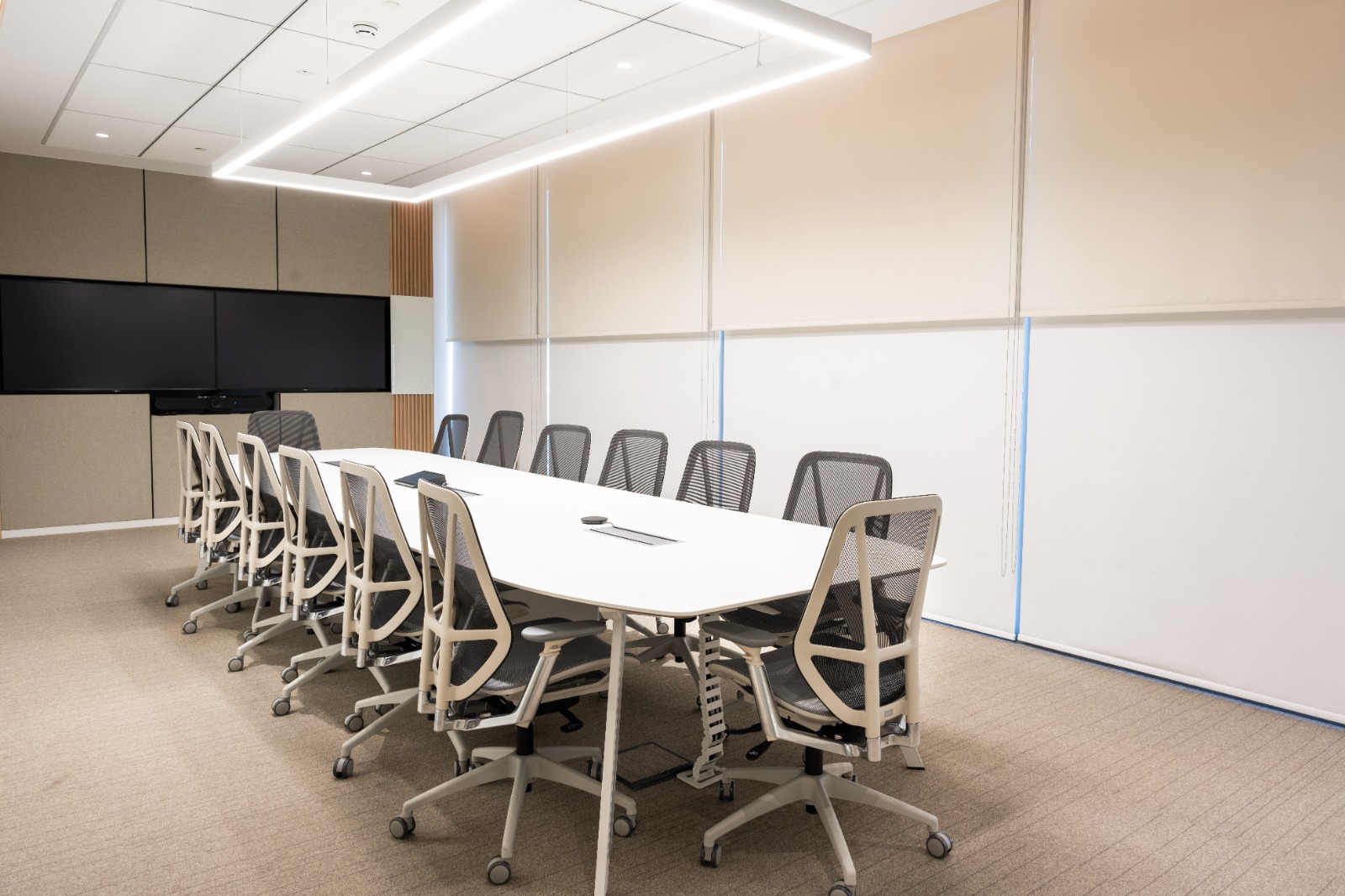 Dubai Hills Office Furniture Conference Room